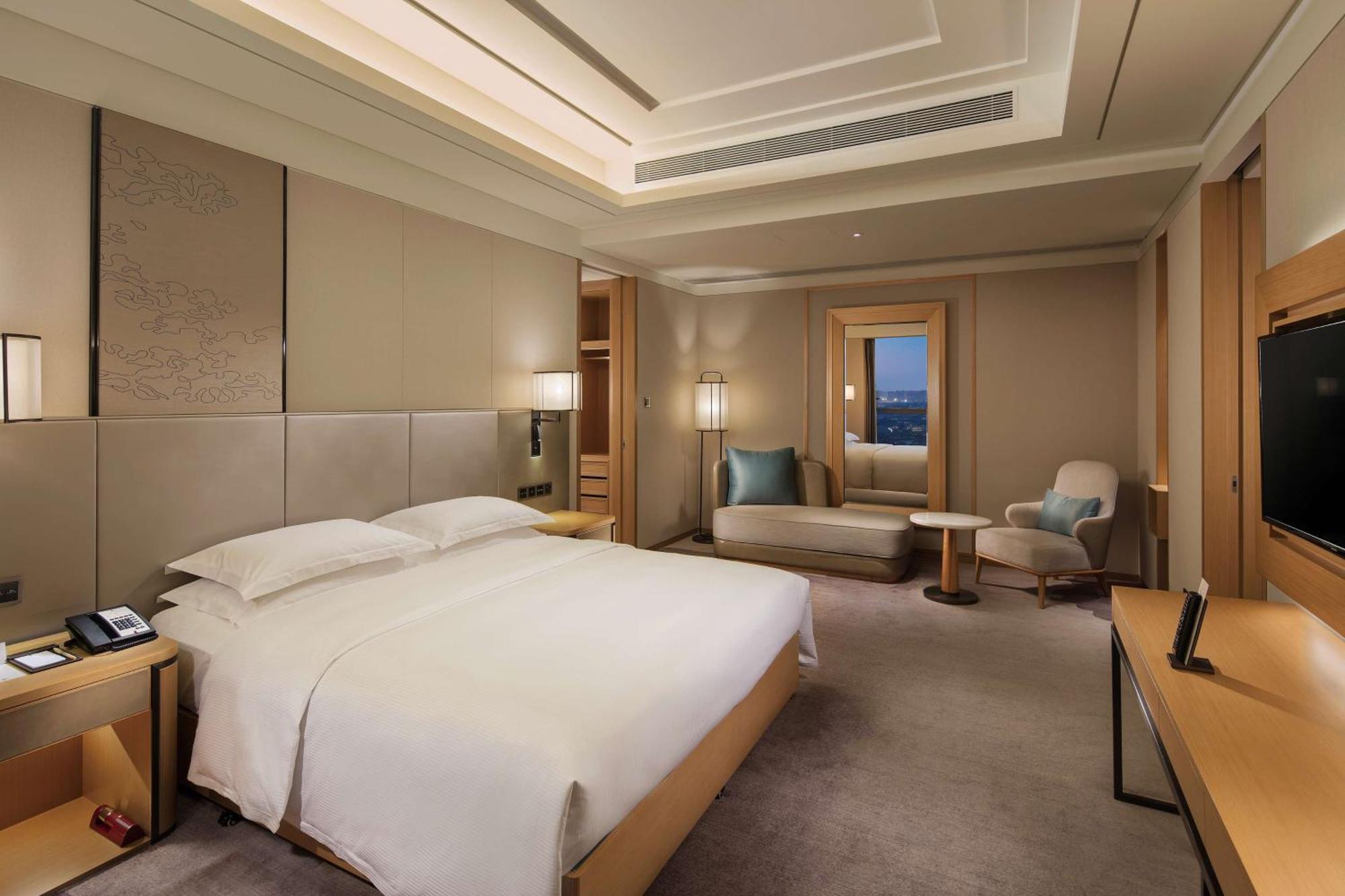 Отель Hilton Chengdu Longquanyi Экстерьер фото